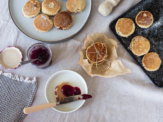 Cranberry Welsh cakes