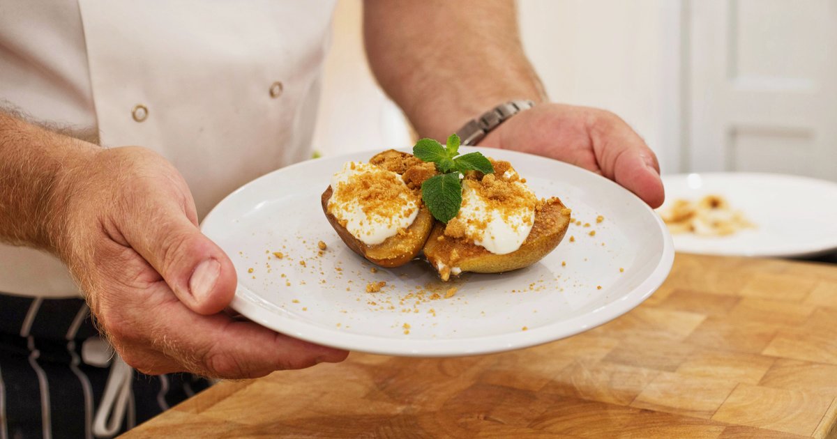 Easy baked pears Kidney Care UK