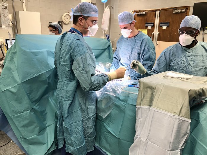 transplantation - simultaneous transplantation - surgeons